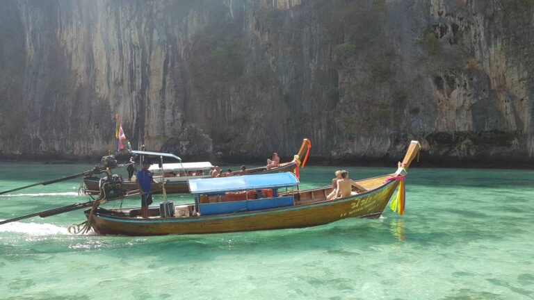 Phi Phi Island, Phuket Holiday