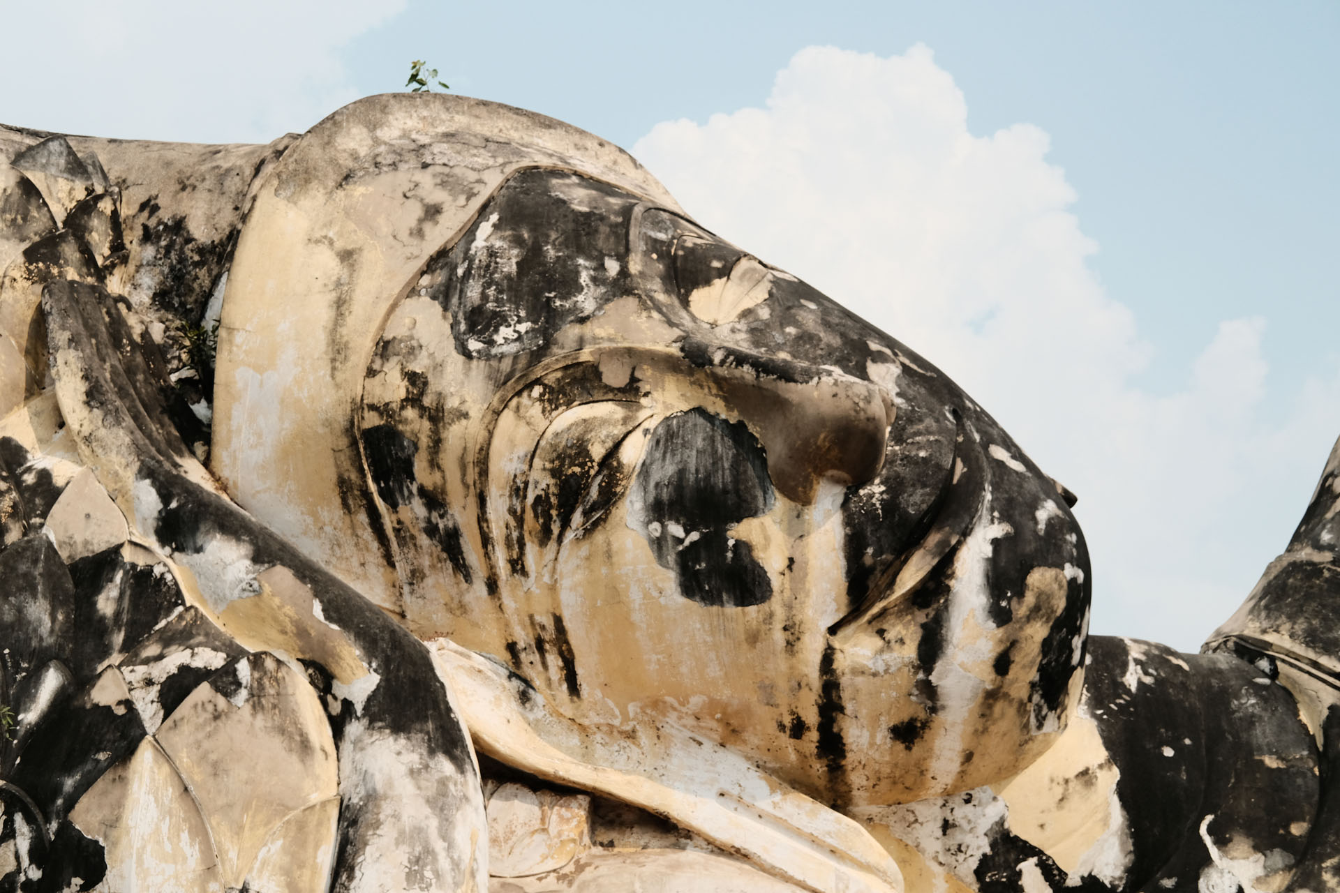 Reclining Buddha Statue Ayutthaya