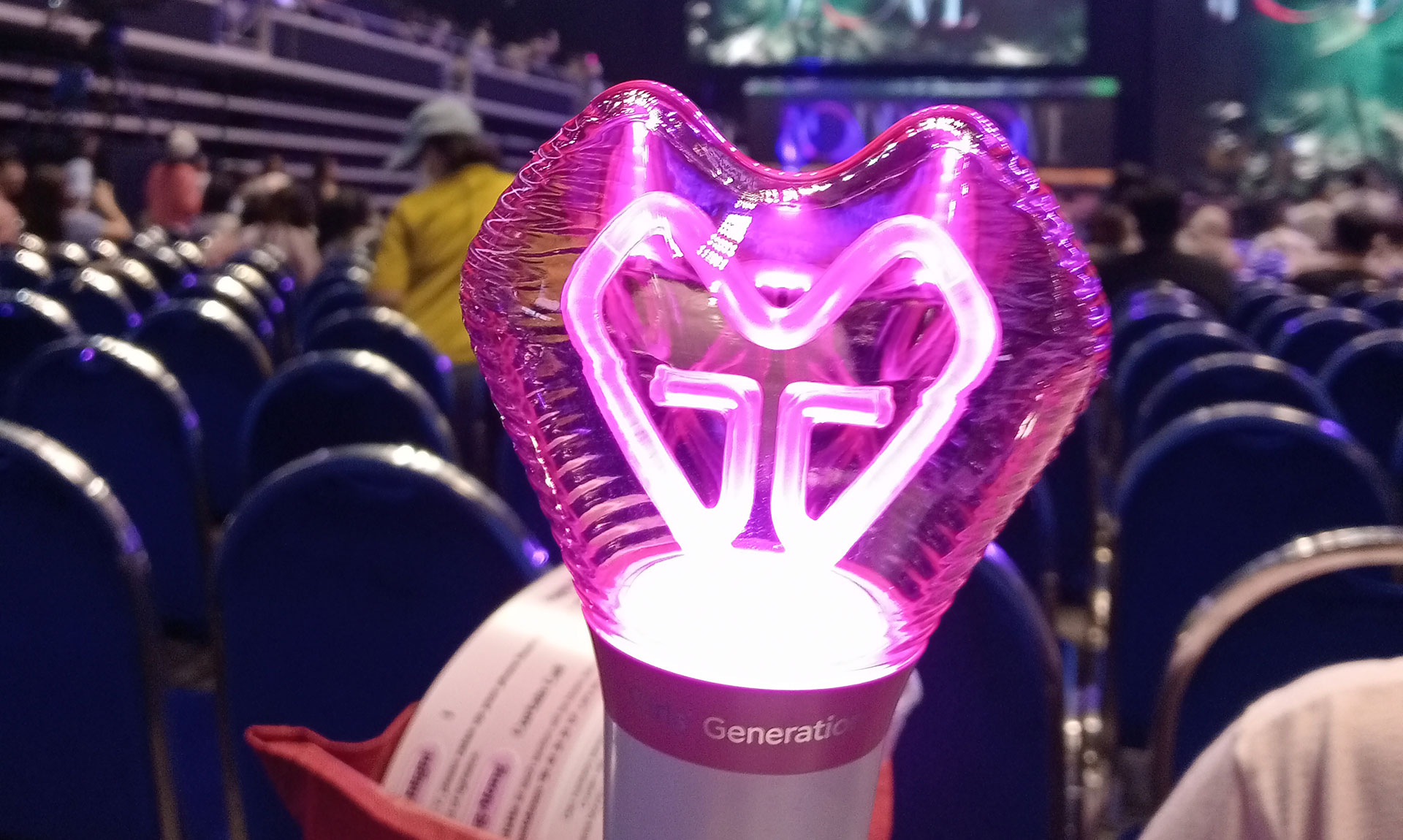 GG Bong SNSD Lightstick